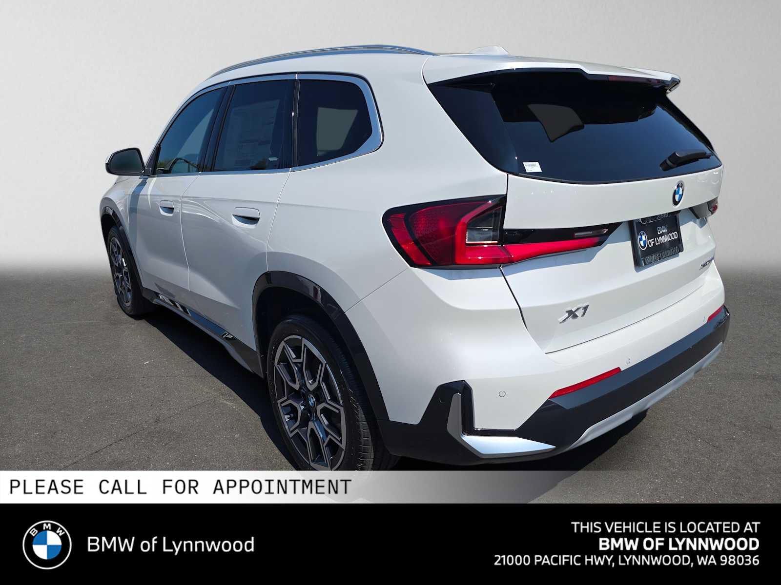 New 2026 BMW X1 xDrive28i w/ Technology Package AWD/4WD image 5