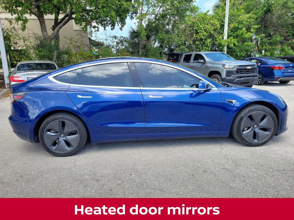 Used 2020 Tesla Model 3 Standard Range Plus image 9