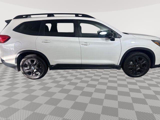 Used 2023 Subaru Ascent Onyx Edition image 8