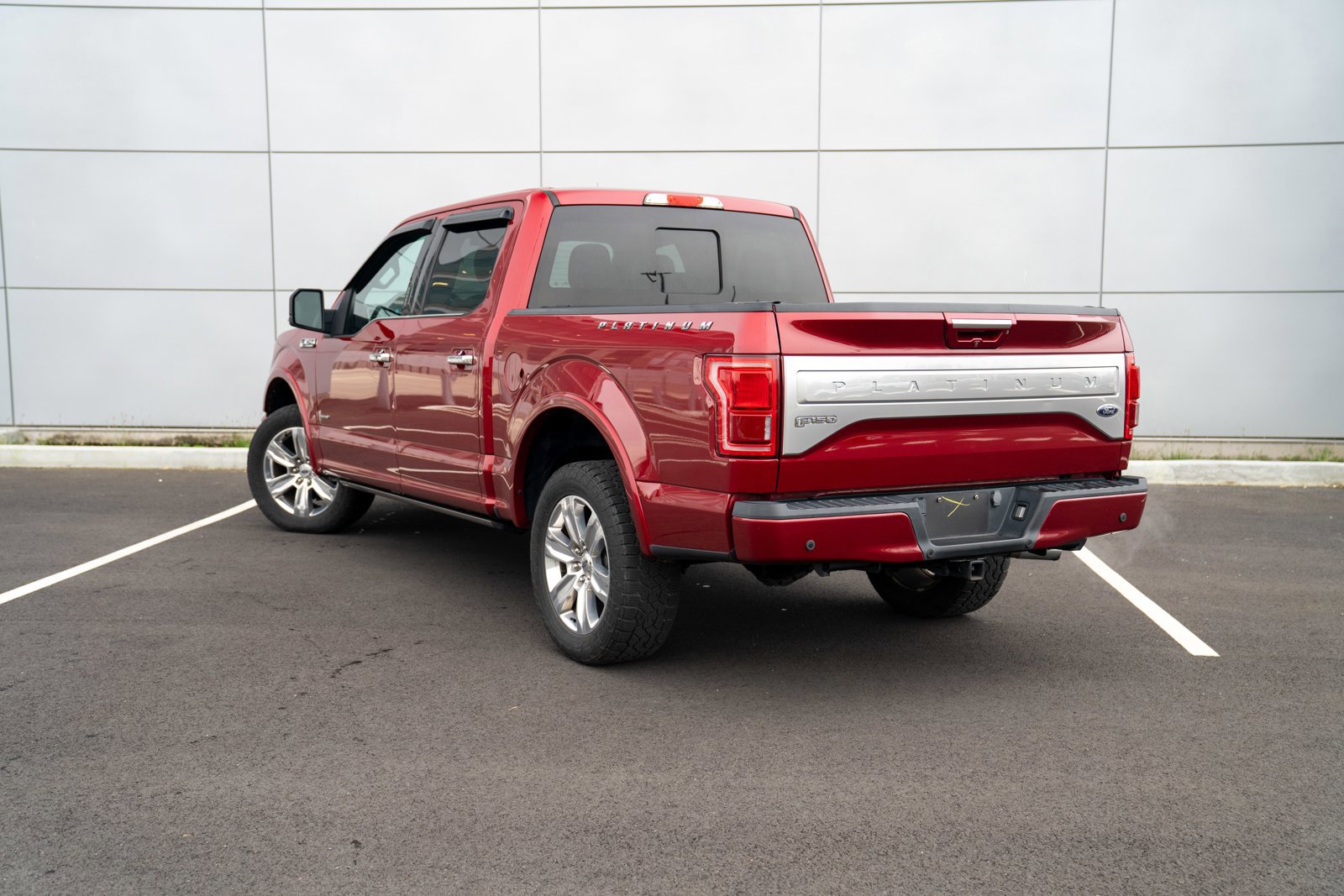 Used 2015 Ford F150 Platinum w/ Technology Package image 3