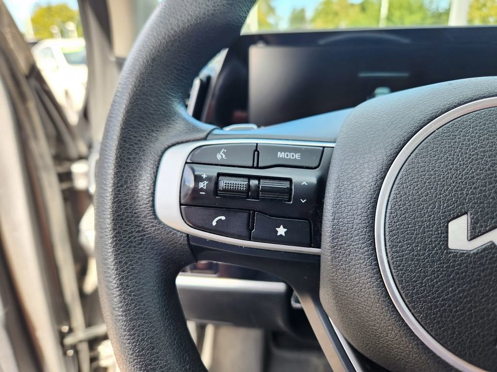 Certified 2023 Kia Sportage LX image 24