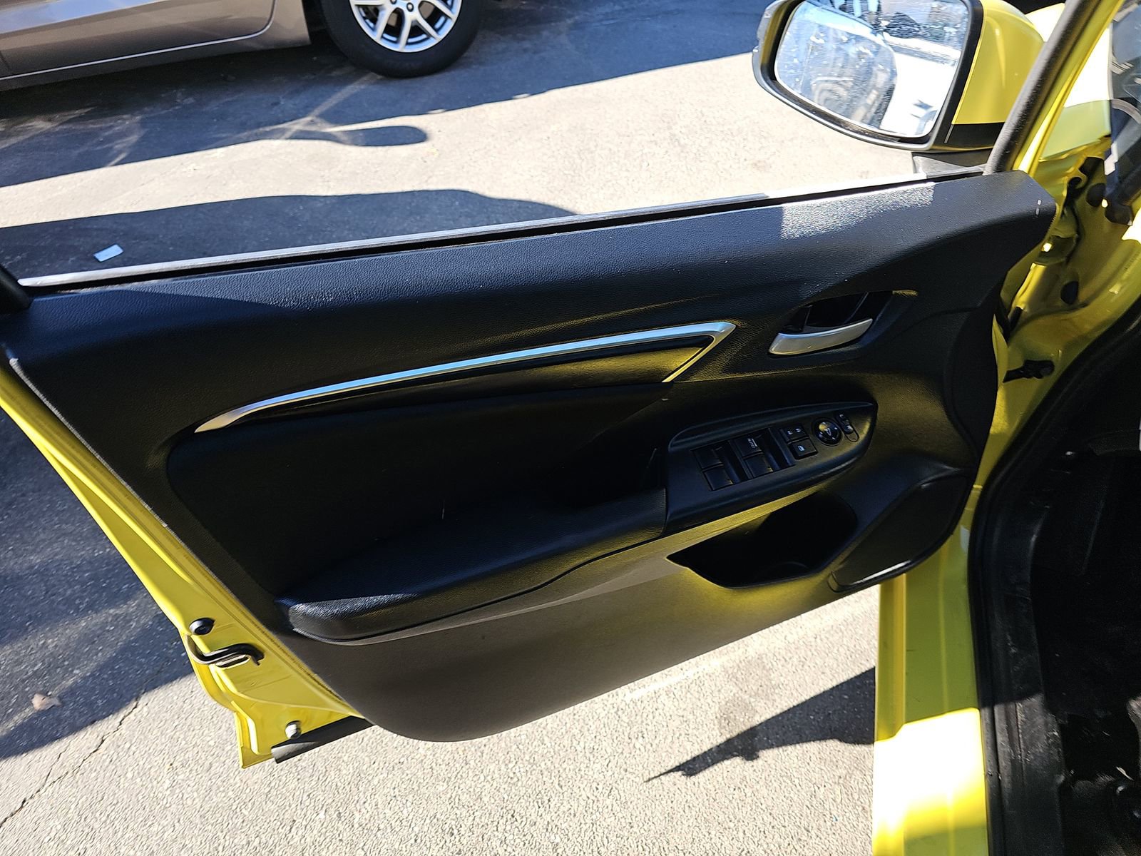 Used 2016 Honda Fit LX image 9