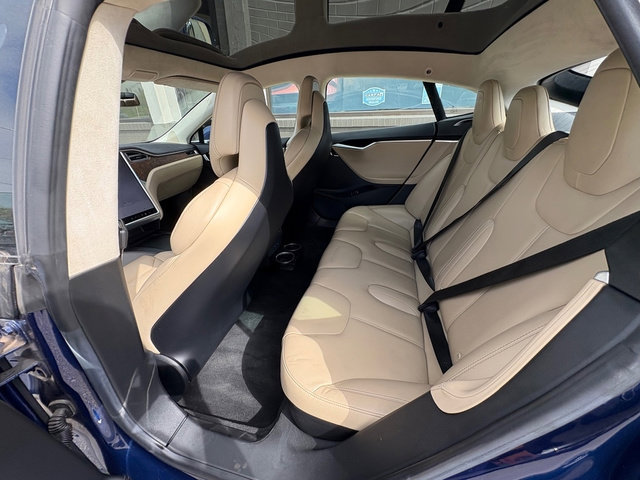 Used 2017 Tesla Model S 60 image 15