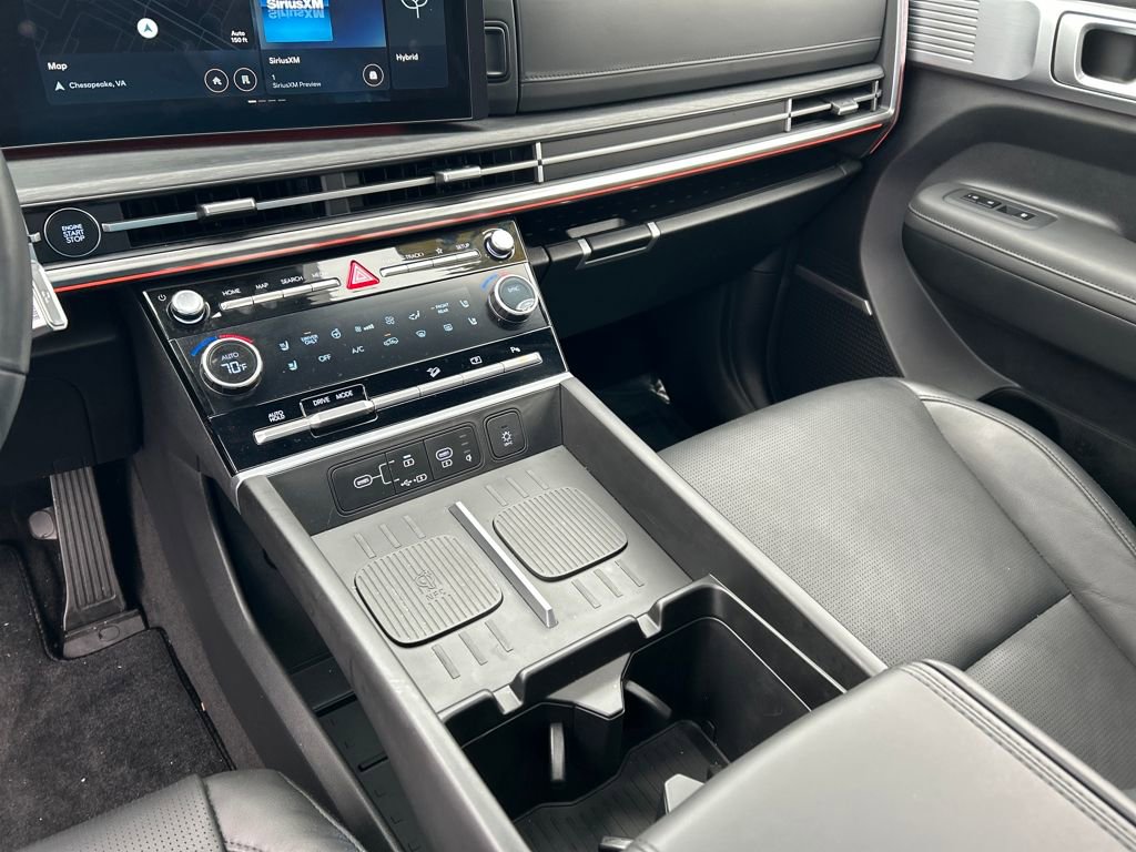Certified 2025 Hyundai Santa Fe Limited image 18