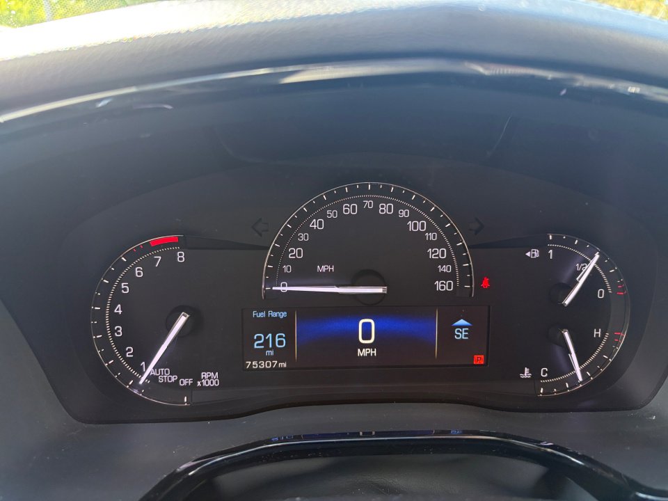 Used 2017 Cadillac XT5 Luxury image 14