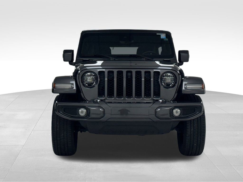 Used 2021 Jeep Wrangler Unlimited Sahara image 2