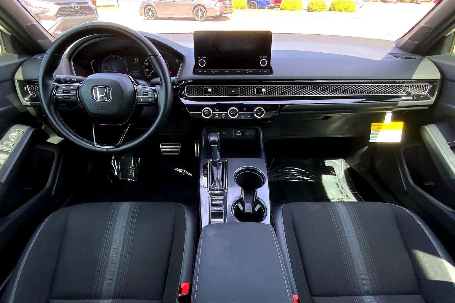 Used 2023 Honda Civic Sport image 15