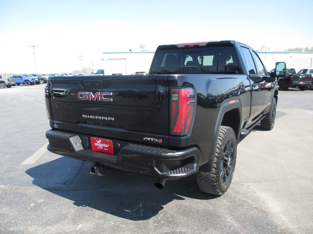 Used 2024 GMC Sierra 2500 AT4 w/ AT4 Premium Plus Package image 5
