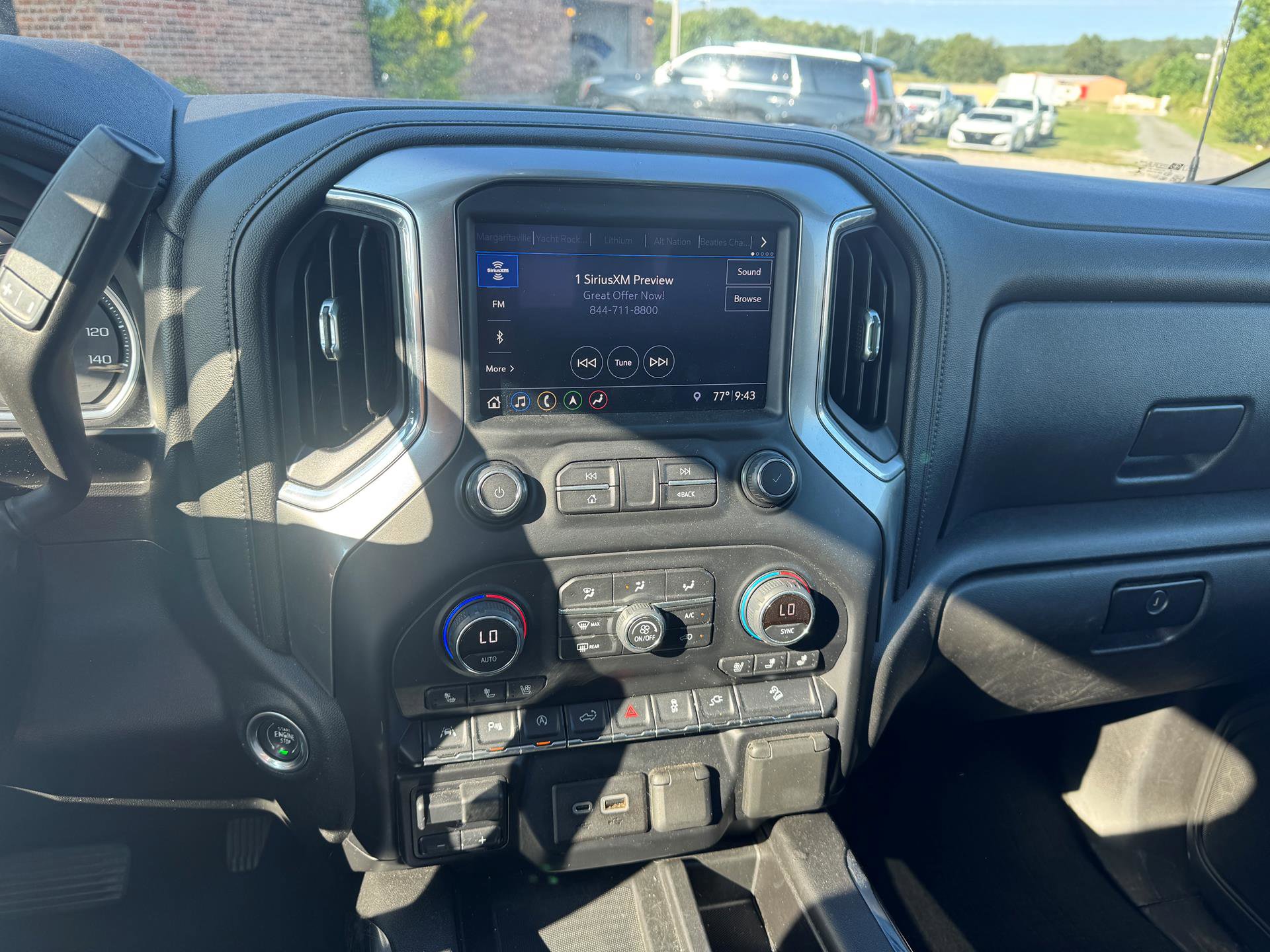 Used 2019 Chevrolet Silverado 1500 LTZ image 18