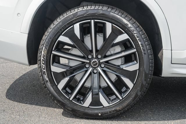 New 2027 Volvo XC90 B6 Ultra AWD/4WD image 18