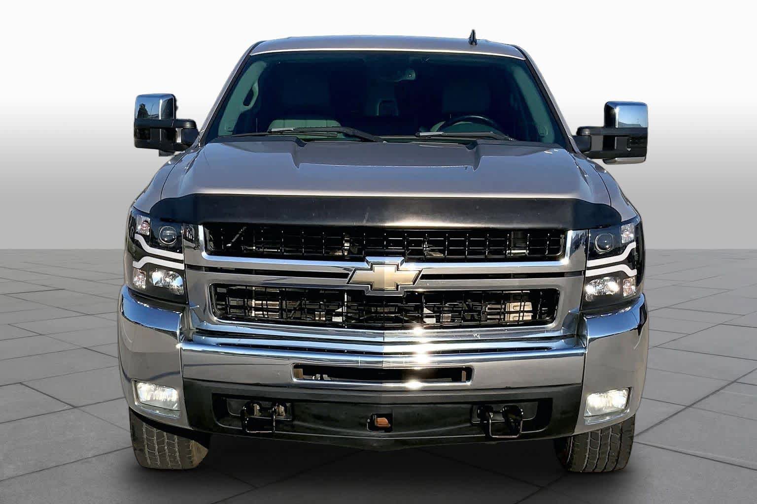 Used 2008 Chevrolet Silverado 2500 LTZ w/ Safety Package AWD/4WD image 3