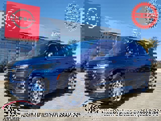 Used 2023 Chevrolet Traverse LS