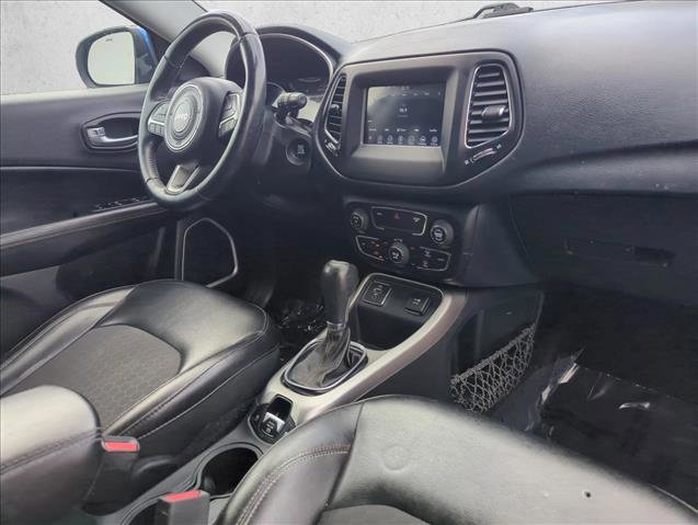 Used 2018 Jeep Compass Latitude w/ Popular Equipment Group FWD image 20