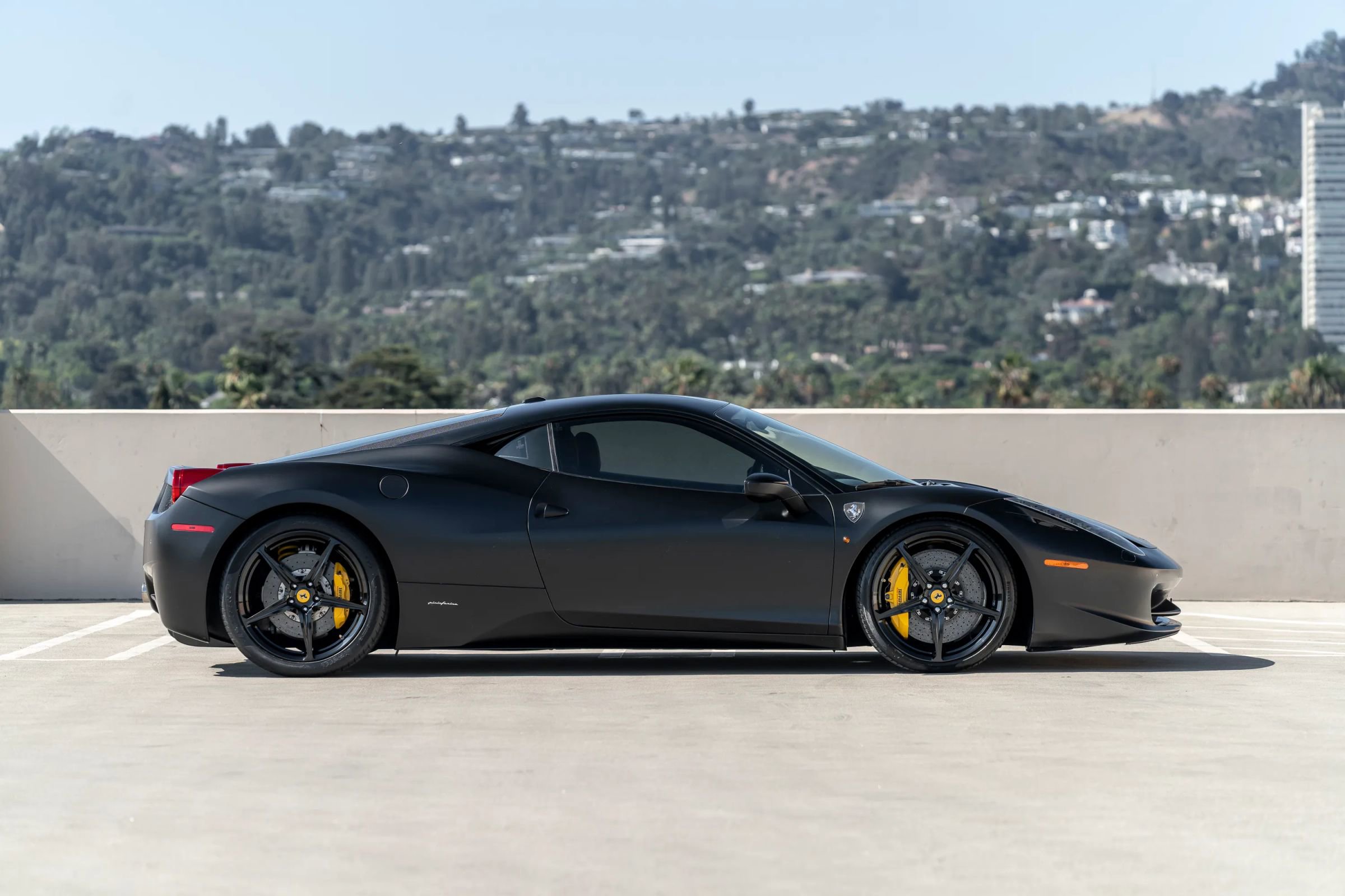 Used 2014 Ferrari 458 Italia Coupe 2D image 2