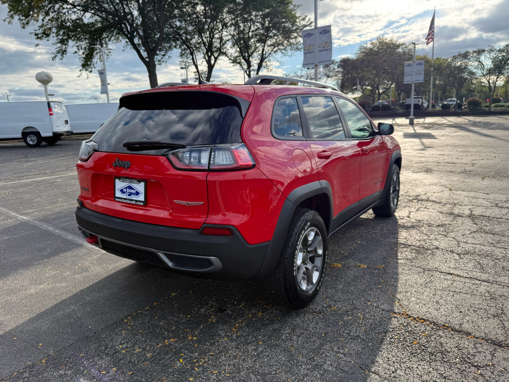 Used 2019 Jeep Cherokee Trailhawk w/ Cold Weather Group AWD/4WD image 5