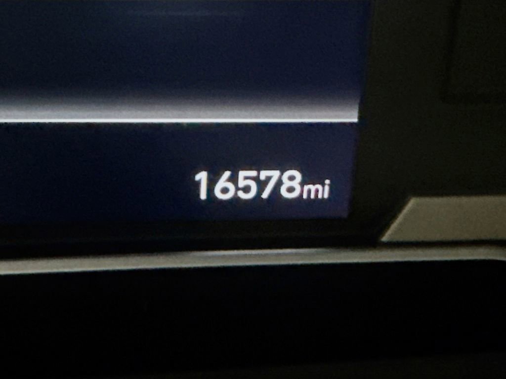 Used 2024 Hyundai Tucson SE image 4