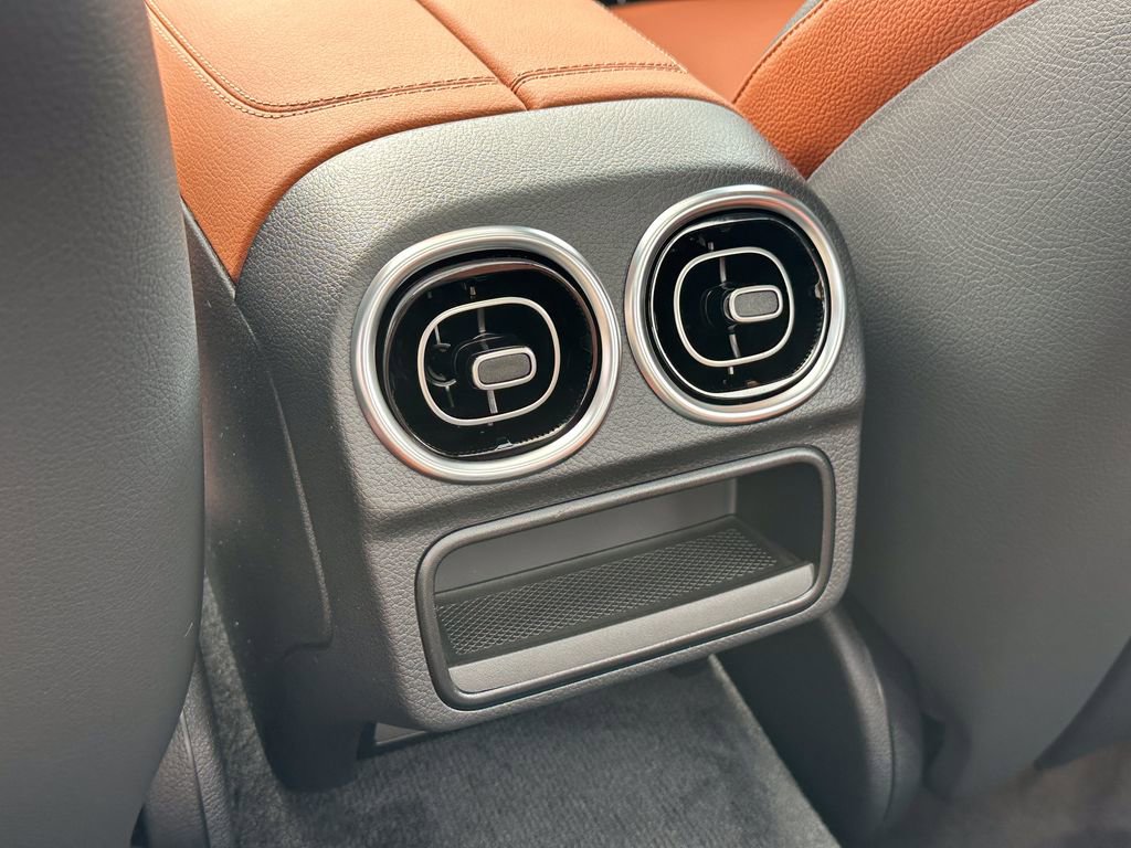 New 2026 Mercedes-Benz C 300 Sedan image 26