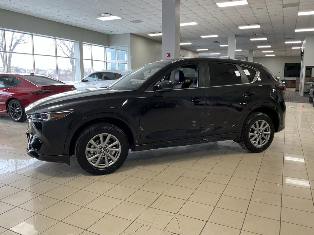 Used 2025 MAZDA CX-5 AWD 2.5 S w/ Preferred Package image 4