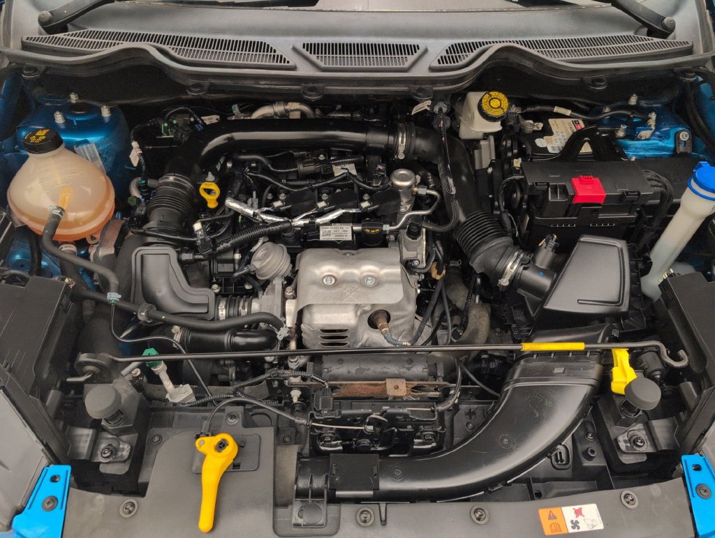 Used 2018 Ford EcoSport Titanium FWD image 36