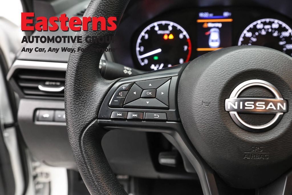 Used 2024 Nissan Altima 2.5 S FWD image 14