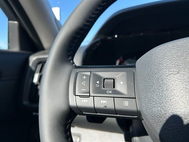 New 2026 Nissan Pathfinder Platinum image 40