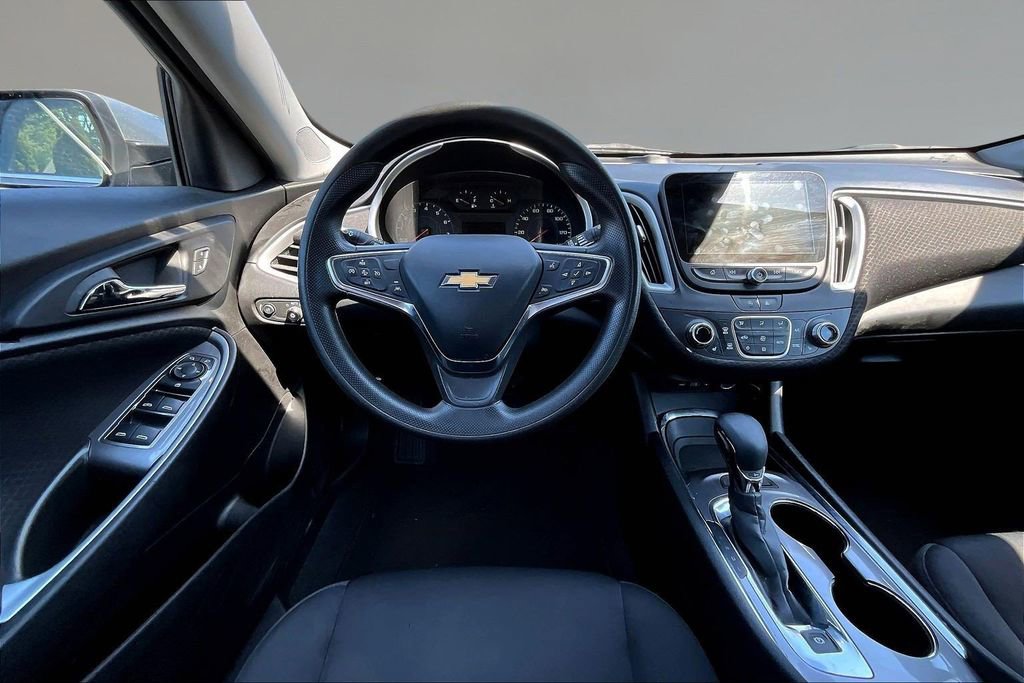 Used 2024 Chevrolet Malibu LT FWD image 8
