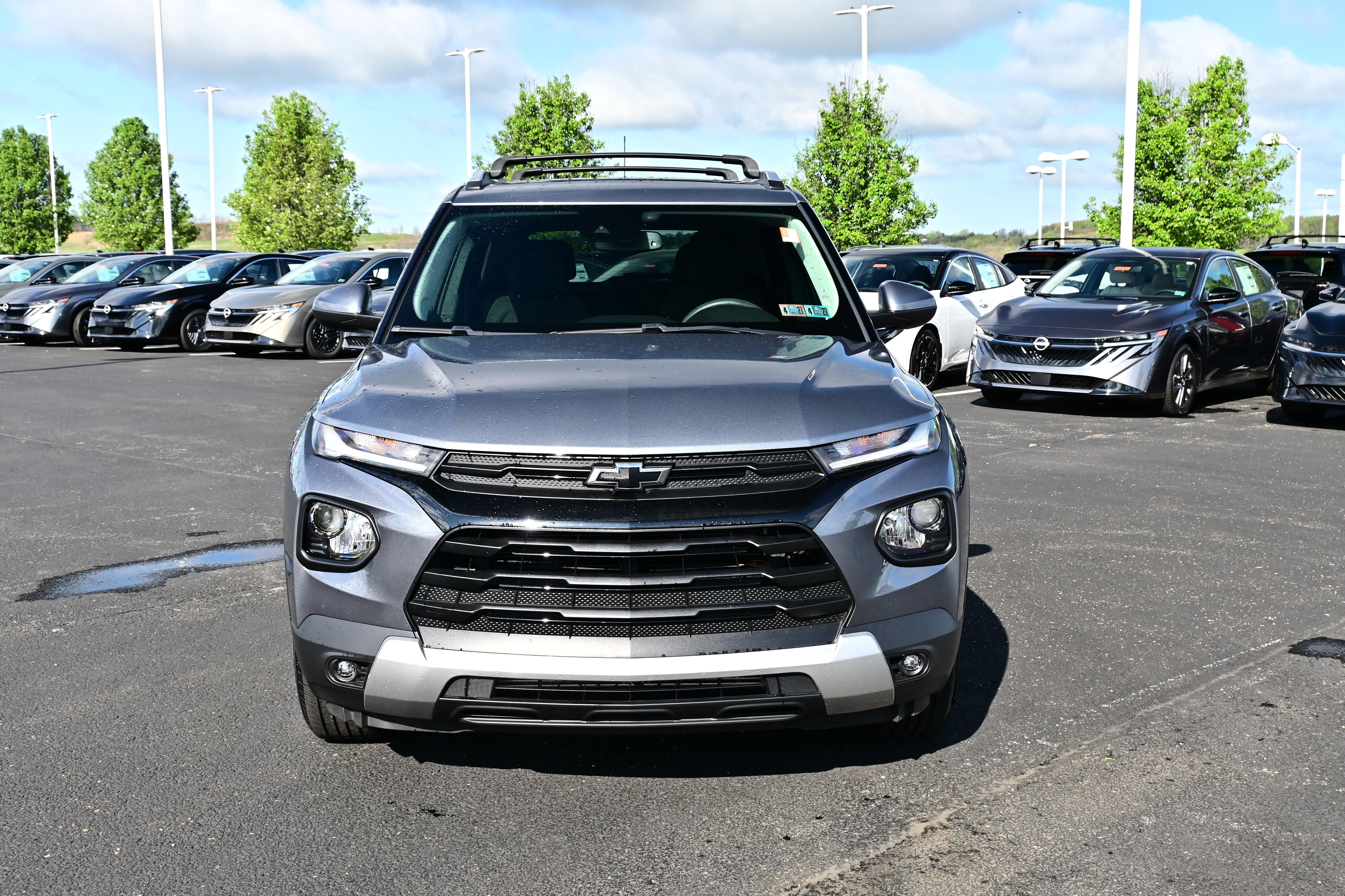 Used 2022 Chevrolet TrailBlazer LT w/ Sun and Liftgate Package AWD/4WD image 3