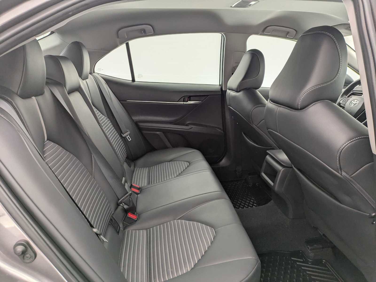 Used 2024 Toyota Camry SE FWD image 20