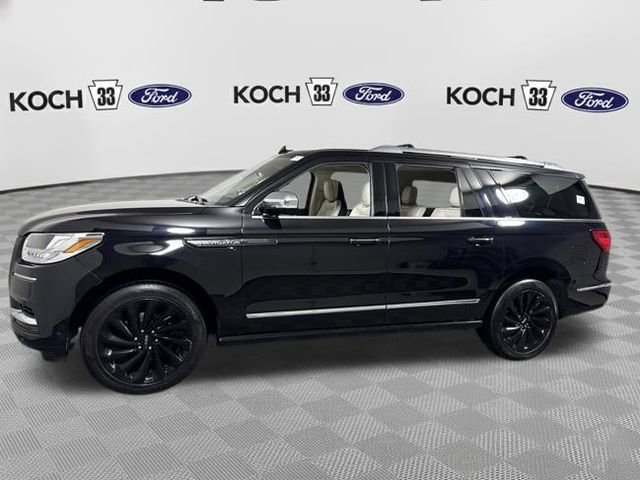 Used 2020 Lincoln Navigator L Black Label w/ Cargo Convenience Package image 4