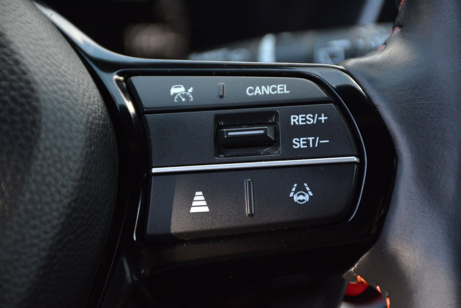 Used 2023 Honda CR-V Sport Touring image 30