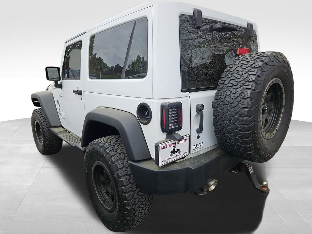 Used 2016 Jeep Wrangler Rubicon w/ Power Convenience Group image 7