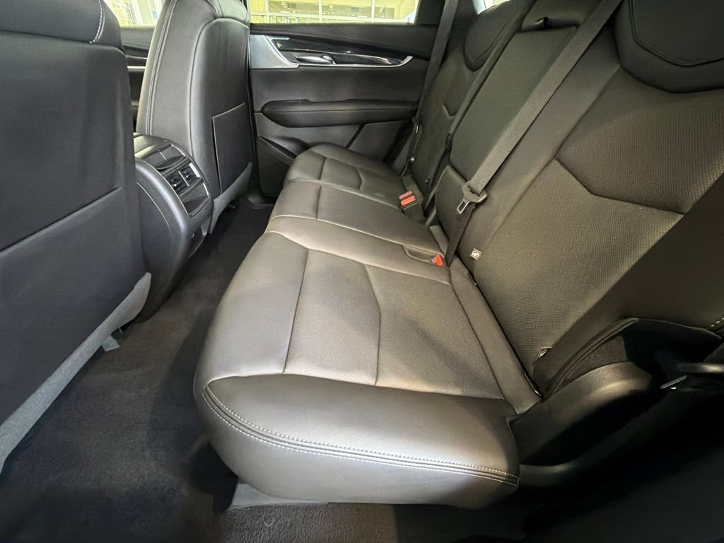 Used 2023 Cadillac XT5 Premium Luxury FWD image 33