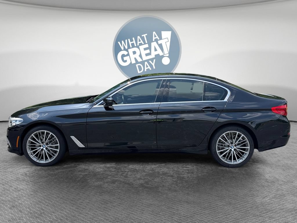 Used 2020 BMW 530i xDrive w/ Premium Package AWD/4WD image 7
