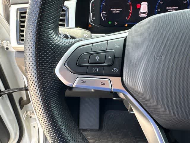 Used 2021 Volkswagen Atlas Cross Sport SEL R-Line w/ Cross Sport MDO Package FWD image 12