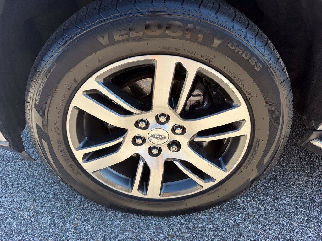 Used 2022 Ford Expedition Limited RWD image 24