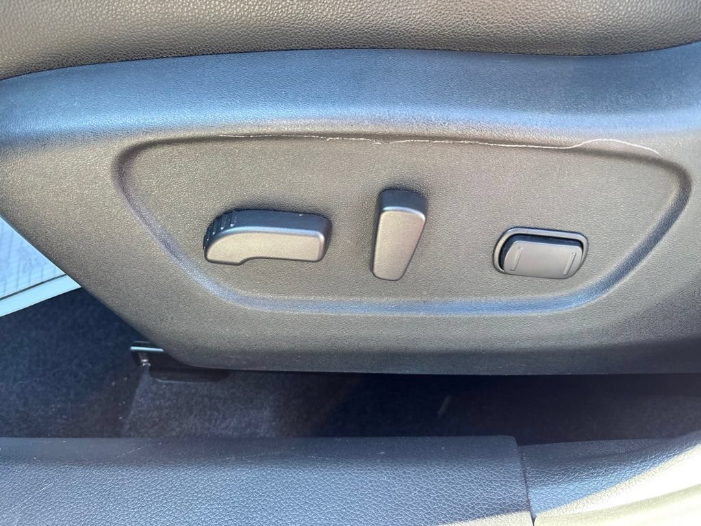 Used 2020 Nissan Rogue SL AWD/4WD image 21