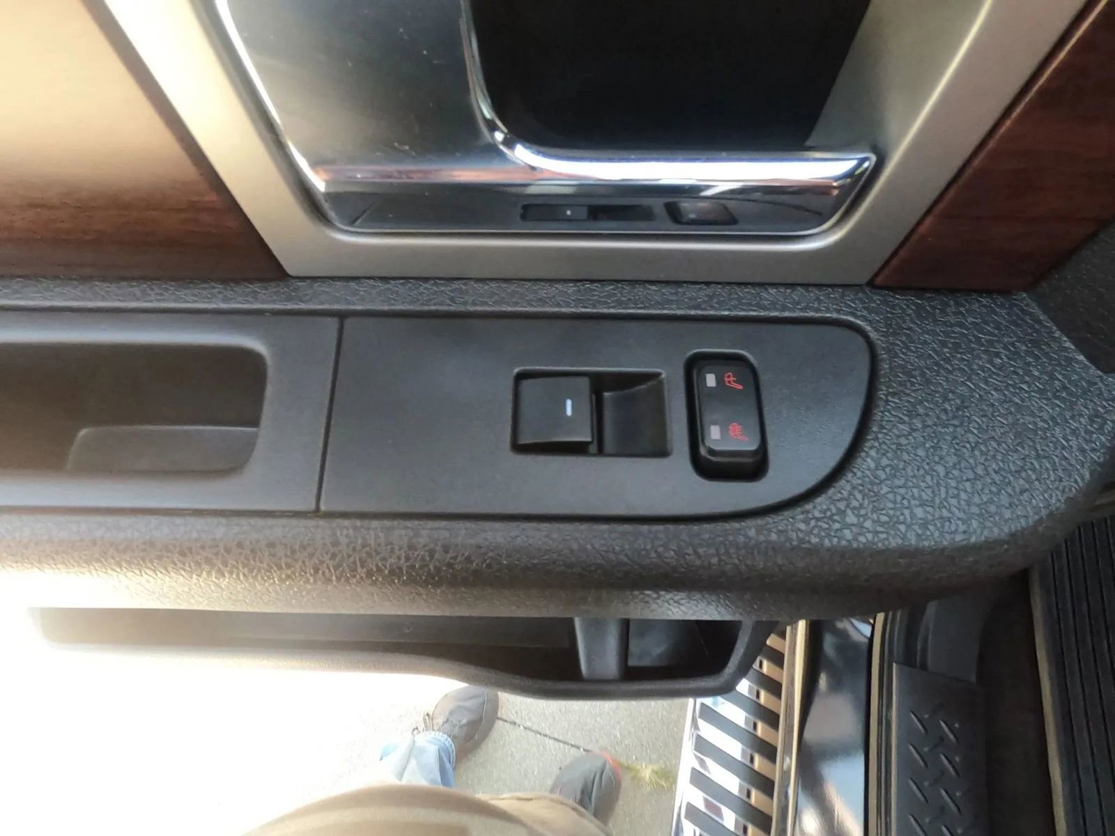 Used 2013 Ford F150 King Ranch w/ King Ranch Luxury Pkg image 28