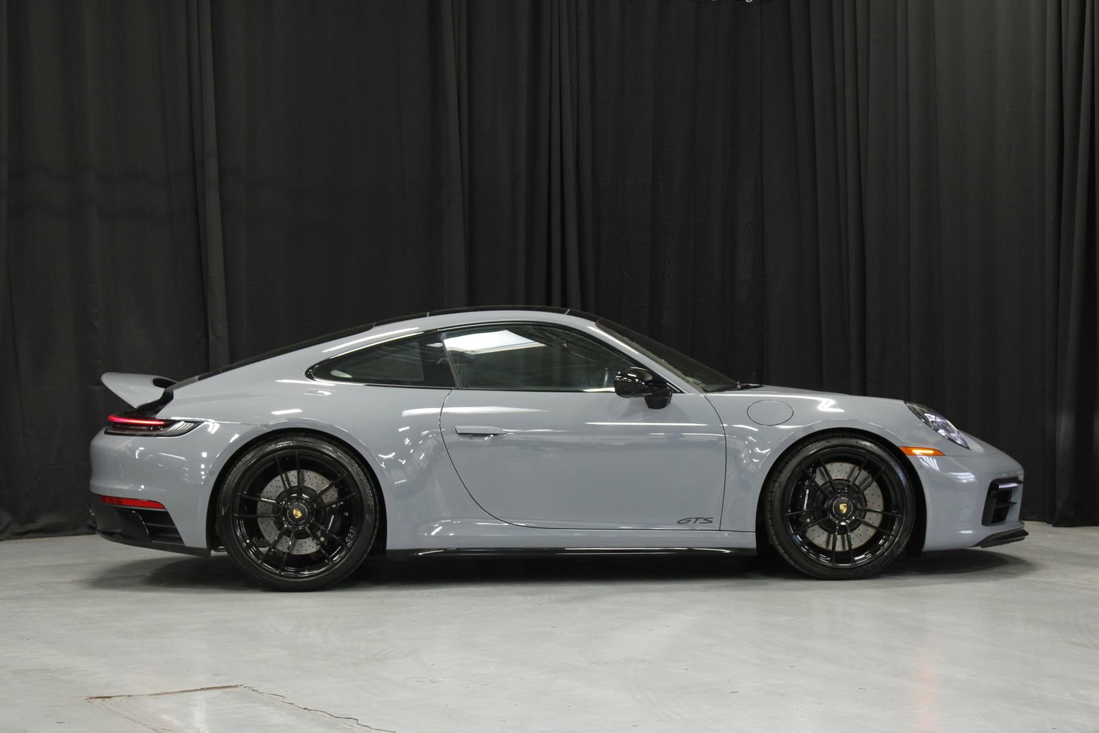 Certified 2024 Porsche 911 Carrera 4 GTS AWD/4WD image 6