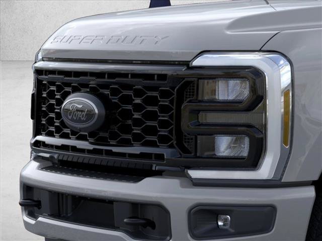 New 2026 Ford F250 Lariat w/ Black Appearance Package AWD/4WD image 17