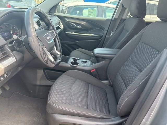 Used 2023 GMC Terrain SLE w/ Driver Convenience Package image 8