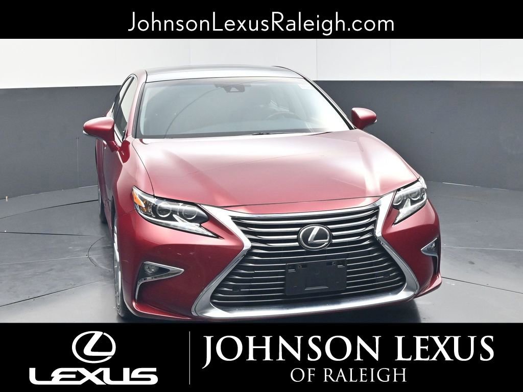 Used 2016 Lexus ES 350 w/ Luxury Package w/Wood Trim image 5