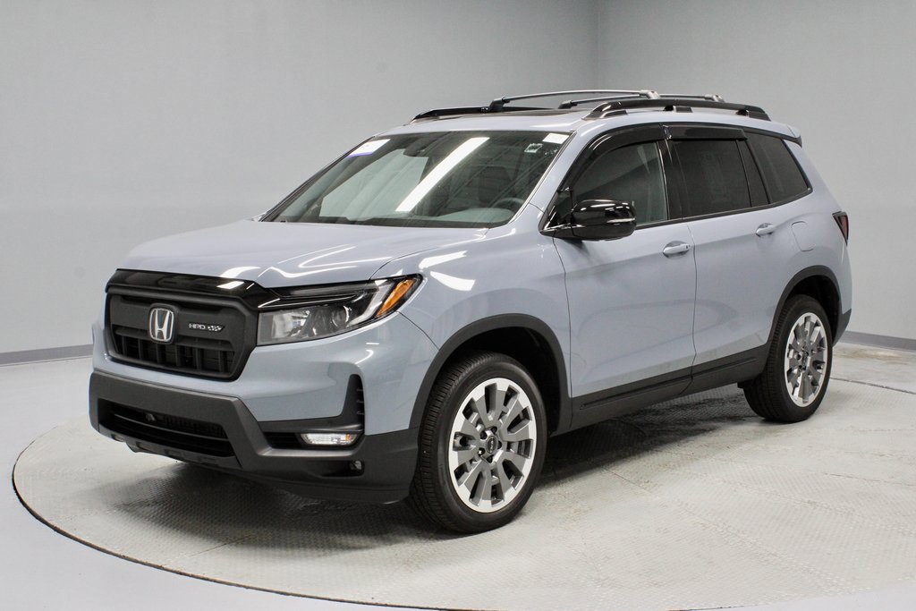 Used 2025 Honda Passport Black Edition image 8