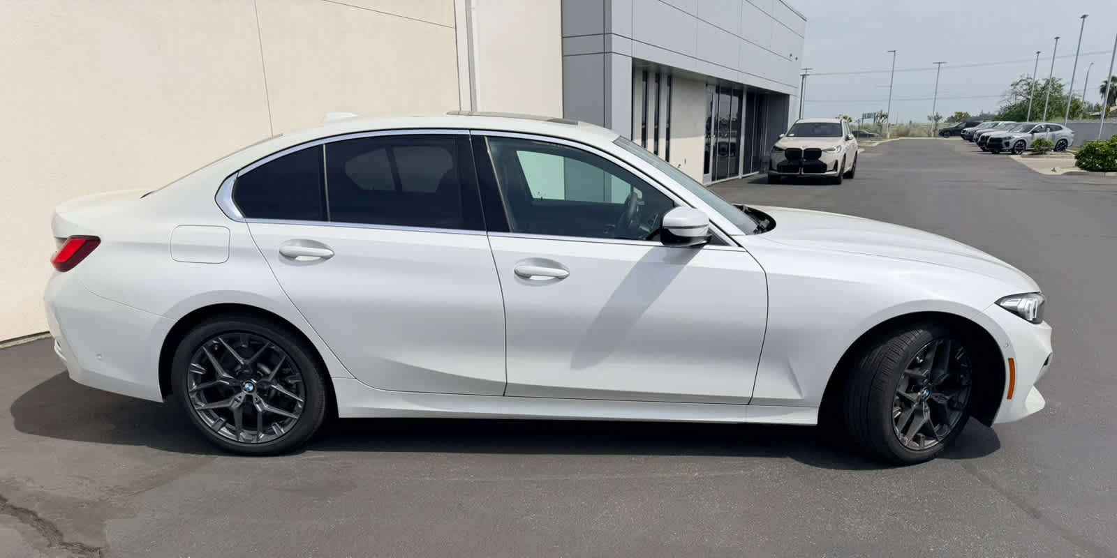 Used 2025 BMW 330i xDrive Sedan image 6