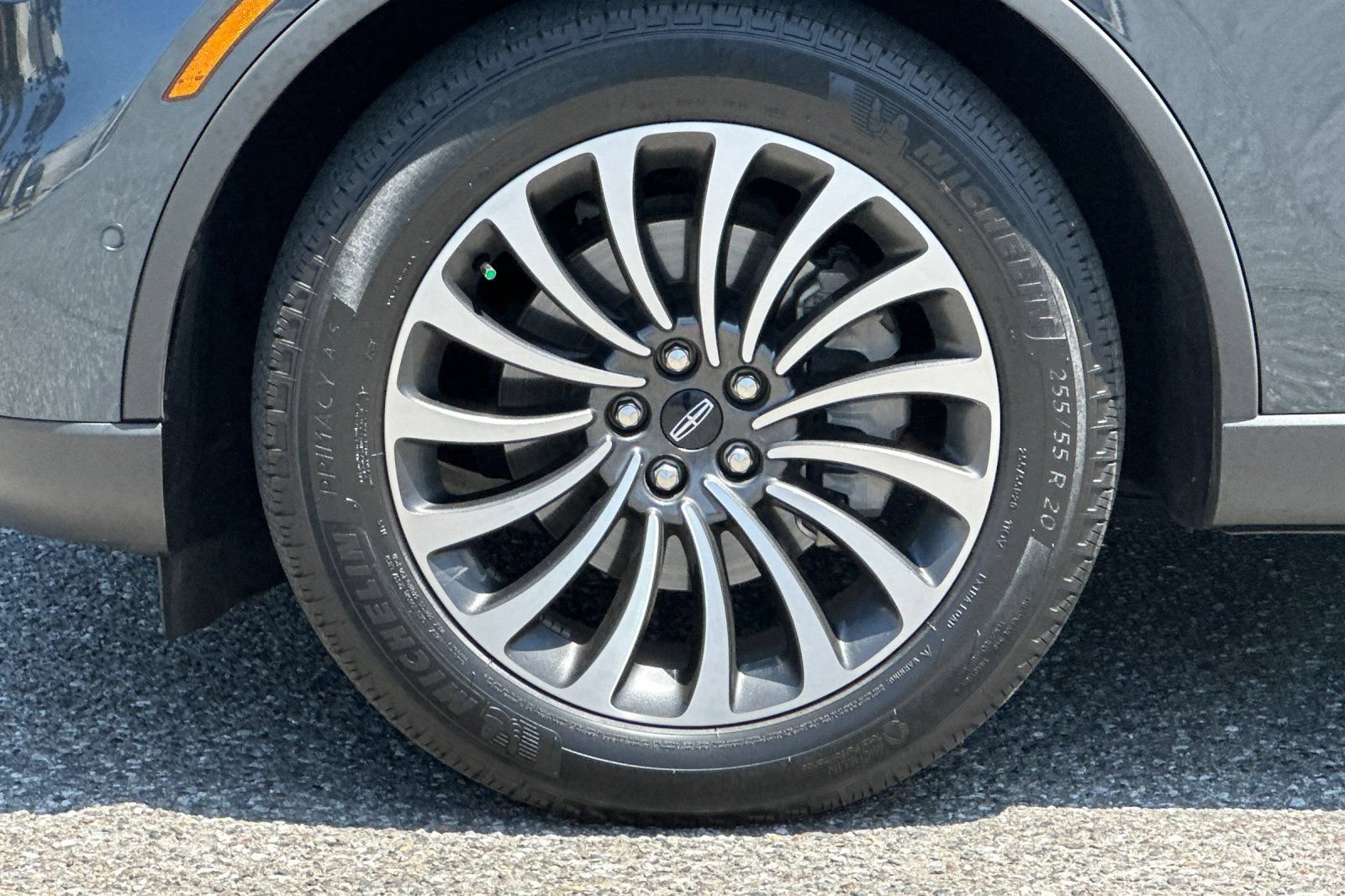 Used 2023 Lincoln Aviator Reserve w/ Equipment Group 201A RWD image 27