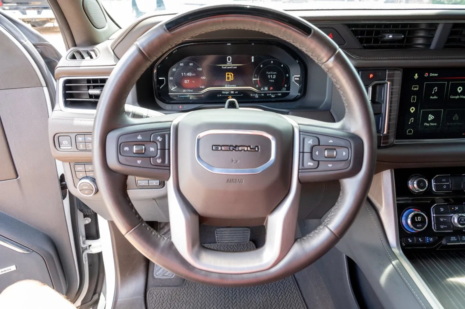 Used 2024 GMC Yukon Denali w/ Denali Reserve Package AWD/4WD image 22