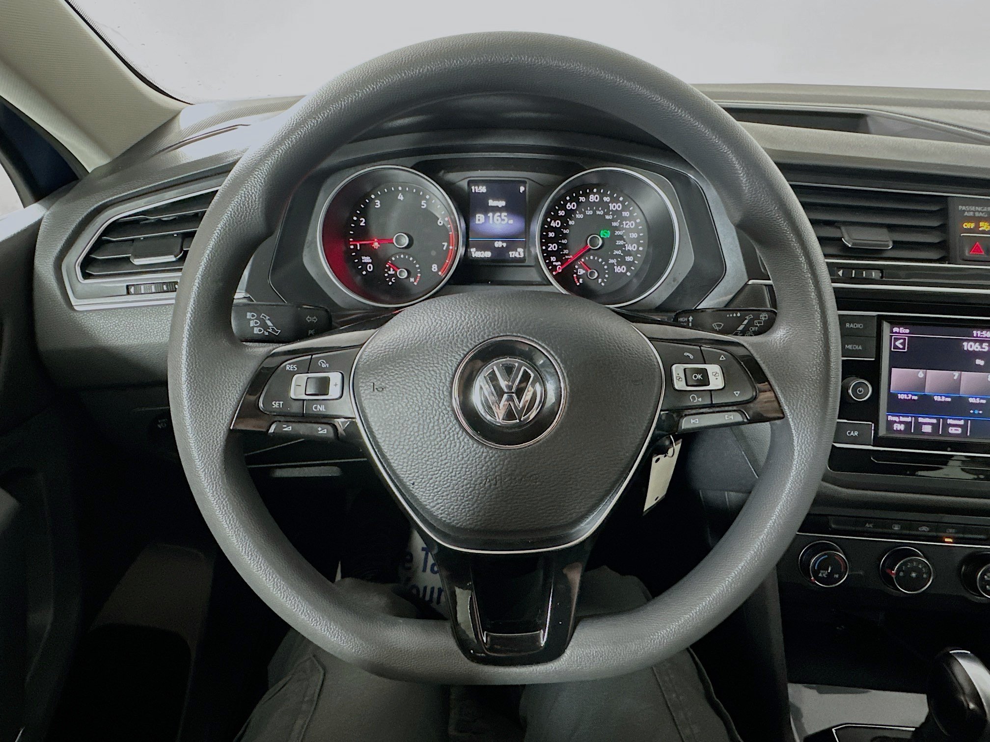 Used 2018 Volkswagen Tiguan S AWD/4WD image 11
