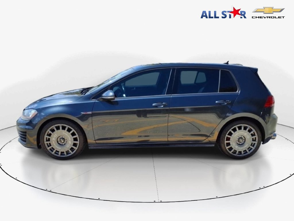 Used 2017 Volkswagen GTI SE FWD image 9
