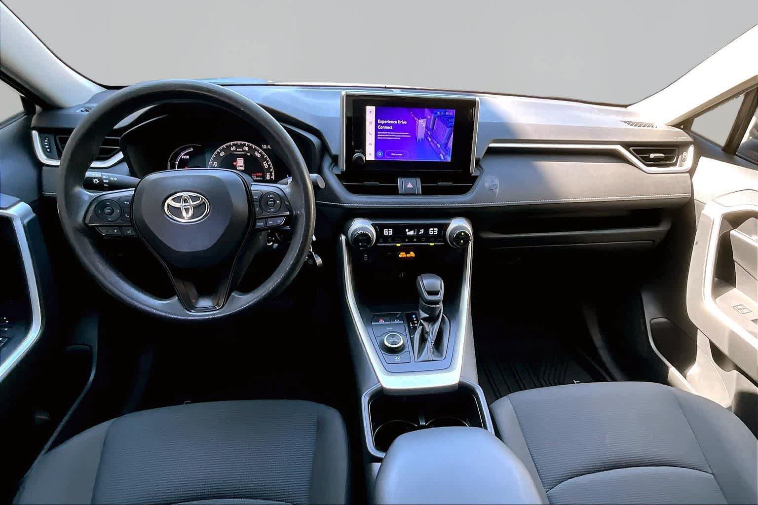 Certified 2023 Toyota RAV4 LE AWD/4WD image 16