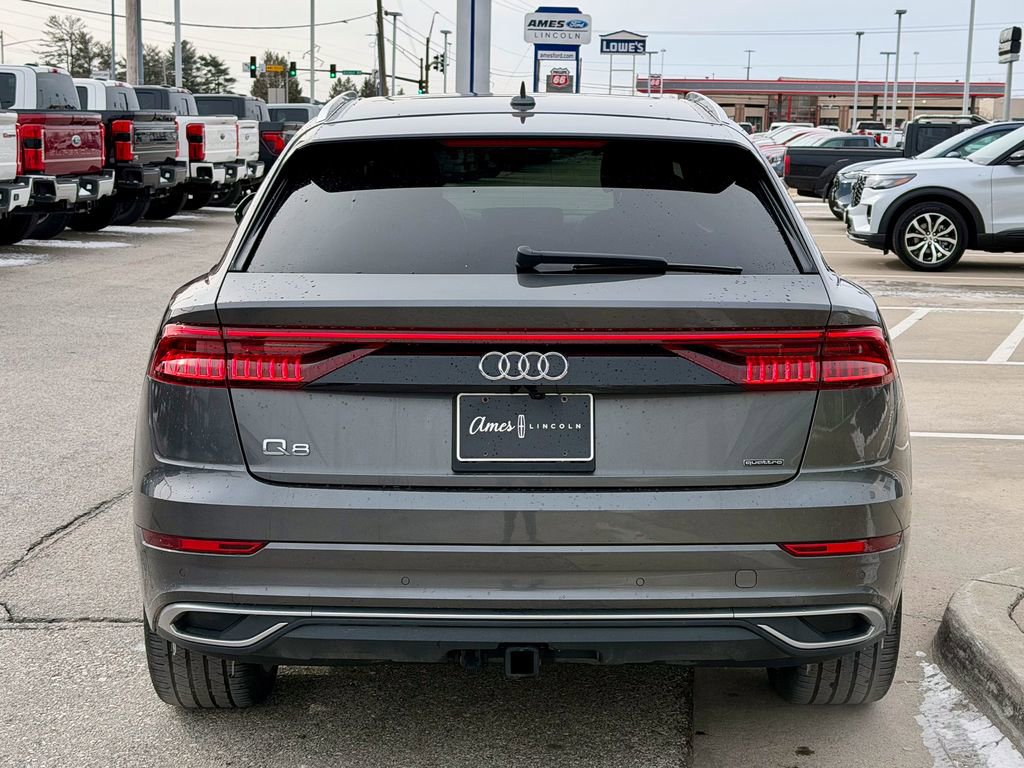 Used 2019 Audi Q8 Prestige w/ Towing Package image 5
