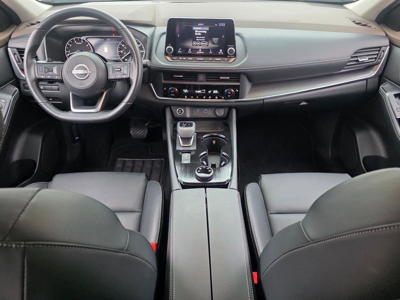 Used 2023 Nissan Rogue SV w/ SV Premium B Package image 14